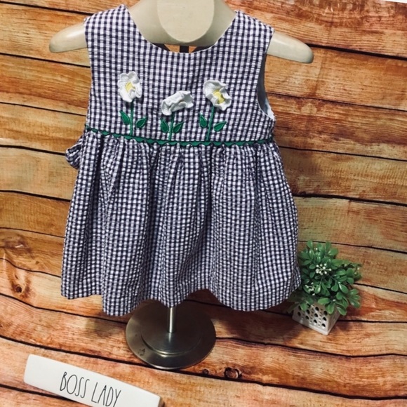 Samara Girls Seersucker Dress & matching bloomers - Picture 6 of 7